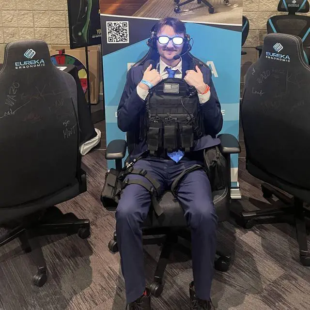 Alt view image 2 of 7 - EUREKA ERGONOMIC "Official Blast Competition Chair" Python II Gaming Chair, Ergonomic Chair with Built-in 4D Adjustable Lumbar Support Blue
