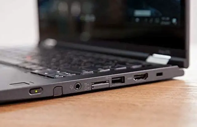 Alt view image 2 of 5 - Touchscreen Lenovo ThinkPad X1 Yoga 3rd Gen i7 1.90 GHz 16GB 512GB SSD 10P