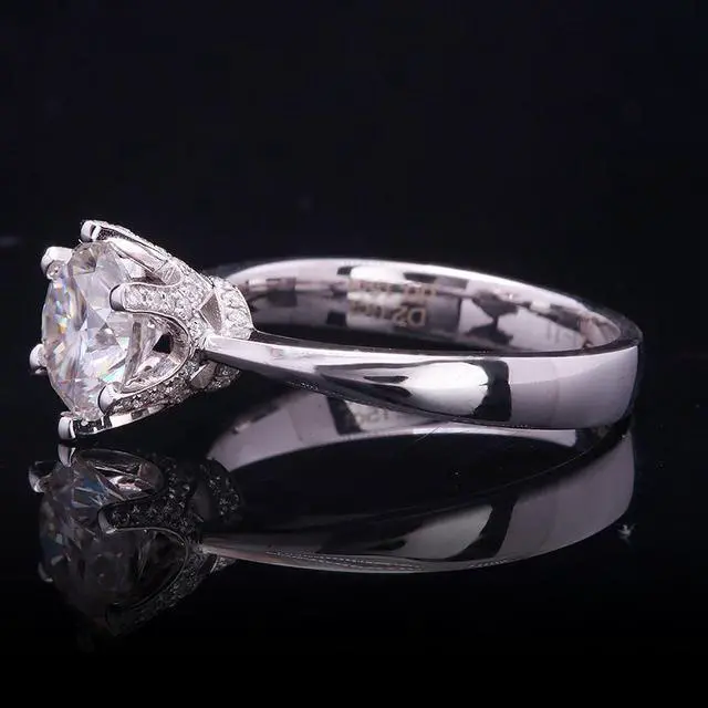 Alt view image 5 of 7 - Engagement Ring 18k Gold 1ct Moissanite D Color VVS1