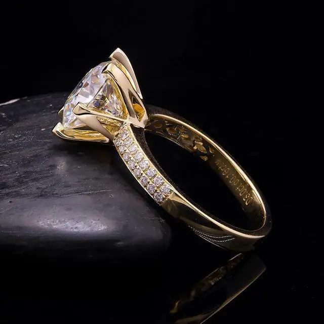 Alt view image 3 of 7 - allentian Women's 18K Gold Moissanite Engagement Ring 1 Carat Six-Prong  D Color VVS1 Round Cut 6