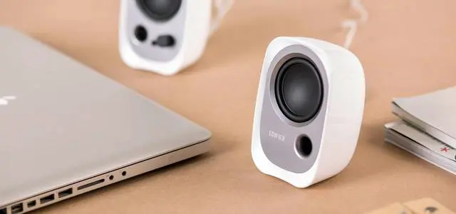 Alt view image 5 of 7 - Edifier R12U Stereo Computer Bookshelf Active Speakers - White