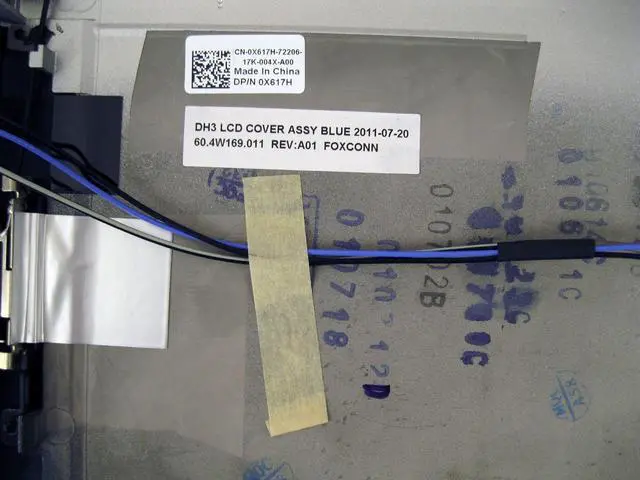 Alt view image 3 of 4 - Dell OEM XPS M1530 15.4" LCD Back Cover Lid w/Hinges For CCFL Display X617H BLUE