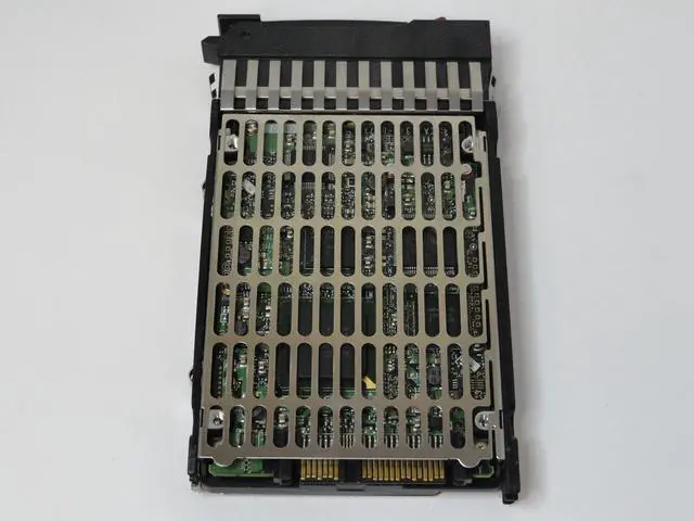 Alt view image 2 of 4 - Fujitsu HP 146Gb SAS 10Krpm 2.5in HDD ( CA06731-B20100CP MBB2147RC 438628-002 DG146A3516 375863-012 432320-001  Fujitsu HP HP)