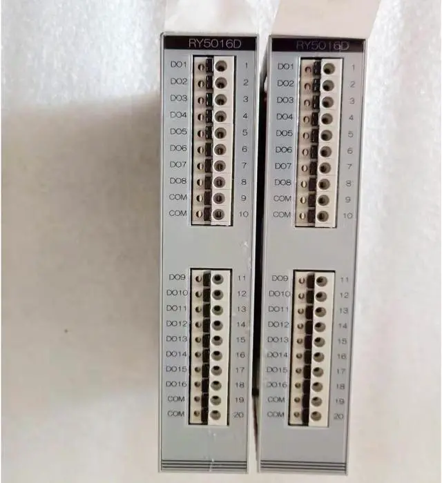 Alt view image 4 of 4 - YAMATAKE Azbil RY5016D0000 Module New