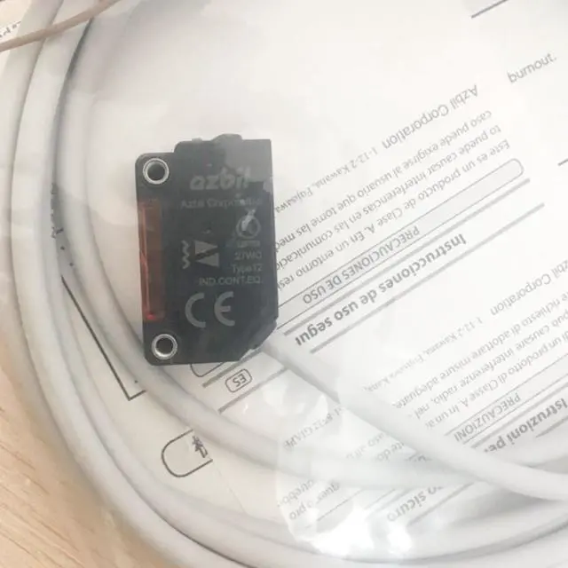 Alt view image 3 of 4 - YAMATAKE Azbil HP7-CL1S Photoelectric Switch New