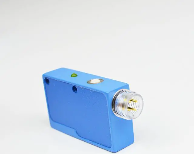 Alt view image 6 of 6 - SICK  WL9L-3P2432 Small Photoelectric Sensors PNP,New