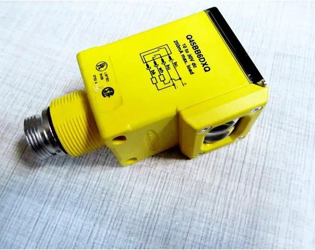 Main image of BANNER Q45BB6DXQ Rugged Rectangle Sensor New