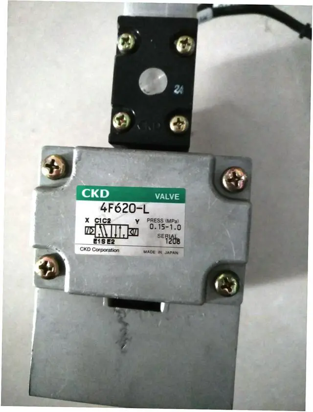 Main image of CKD 4F620-L Pneumatic Valve New