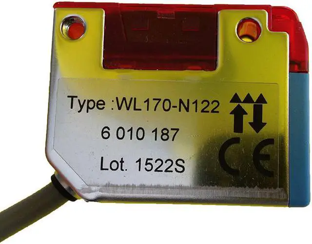 Alt view image 4 of 5 - SICK VS/VE18-3F3612 Through-beam Photoelectric Sensor PNP,New