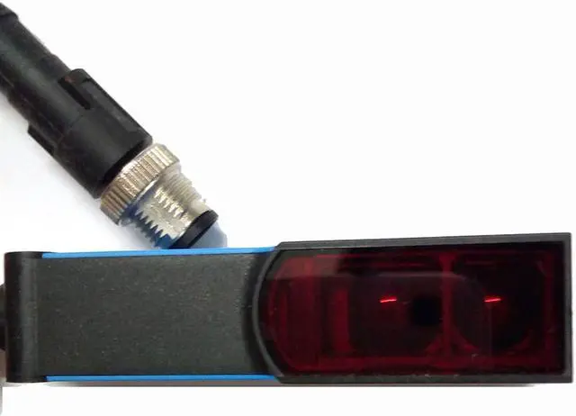 Alt view image 3 of 5 - SICK  WTF18-3V910 Small Photoelectric Sensors  ,PNP,New