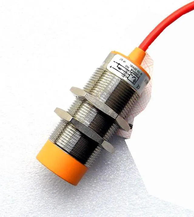 Main image of TURCK  NI15-M30-AP6X/S120 4617210 Inductive sensor PNP