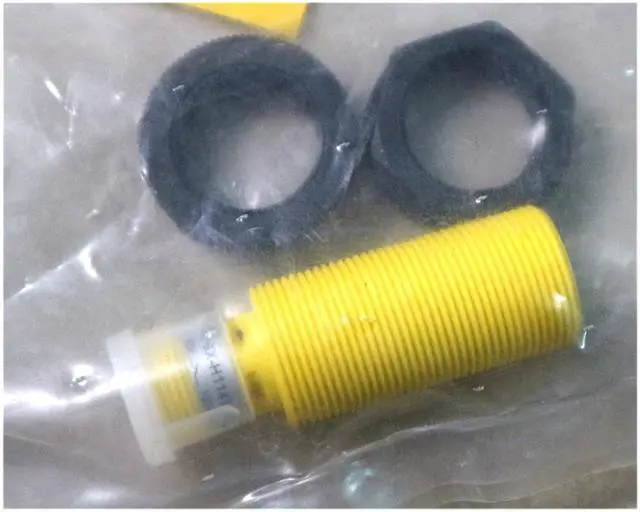Main image of TURCK BI5U-S18-AP6X-H1141 1635600 Inductive sensor PNP