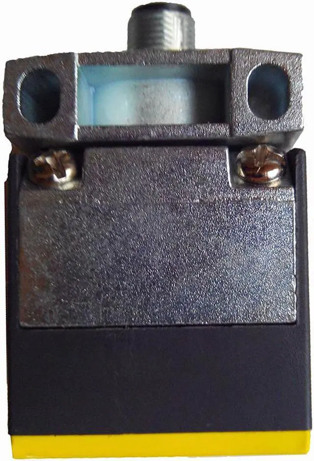 Alt view image 2 of 3 - TURCK NI25U-CK40-AP6X2-H1141 1625700 Inductive sensor PNP