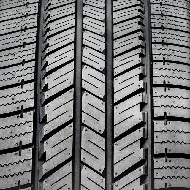 Alt view image 4 of 6 - 265/75R16 116T - Blackhawk Hiscend-H HT01 Highway All Season Tire