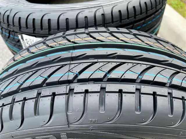 Alt view image 2 of 7 - 185/65R14 86H - Premiorri Solazo Performance Summer Tire