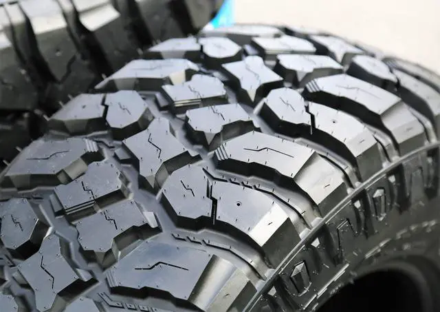 Alt view image 2 of 7 - 235/75R15 110/107Q D (8 Ply) - Fortune Tormenta M/T FSR310 Mud Tire