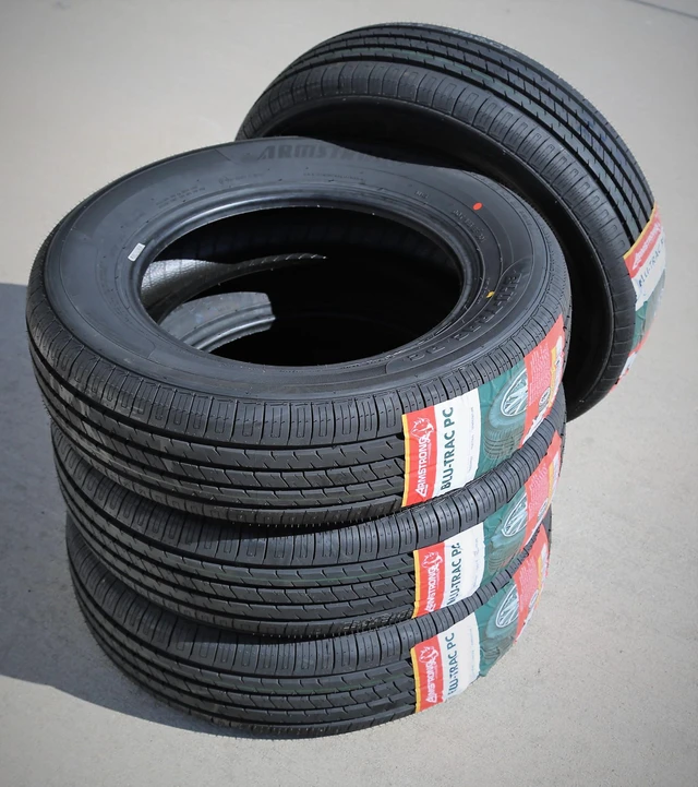 Alt view image 6 of 7 - 165/65R14 79T - Armstrong Blu-Trac PC Touring All Season Tire