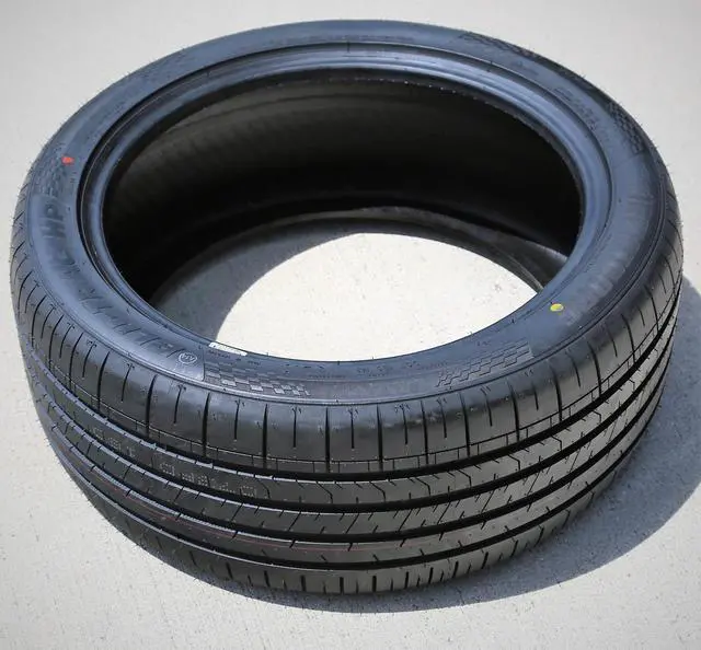 Alt view image 3 of 7 - Armstrong Blu-Trac HP High Performance All Season Tire - 225/40R18 92Y XL