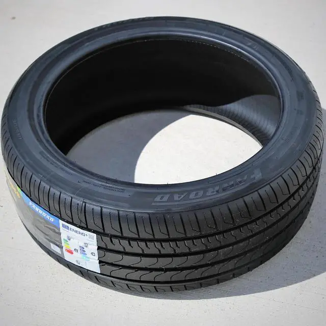 Alt view image 2 of 7 - 215/55R18 ZR 99W - Farroad FRD866 High Performance All Season Tire