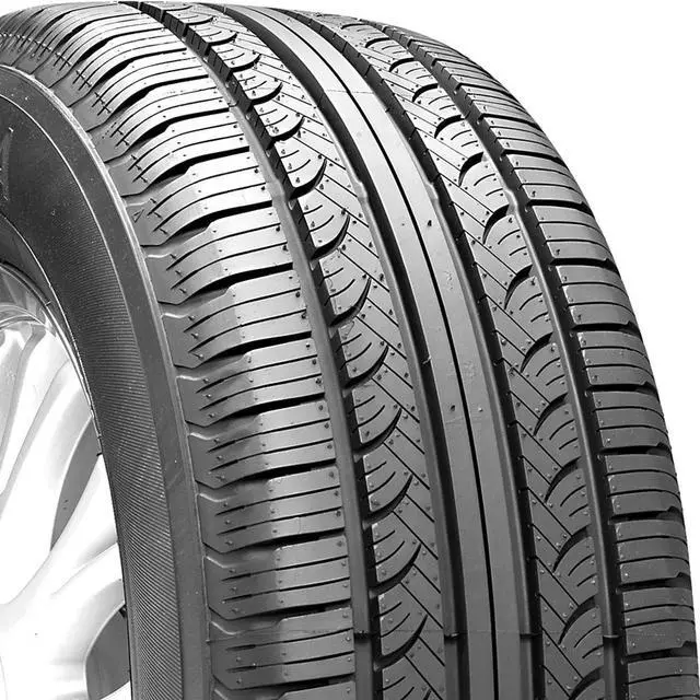 Alt view image 4 of 5 - P235/75R15 Yokohama Avid Touring S 105S Tire