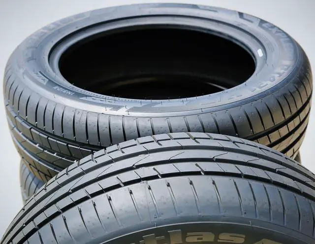 Alt view image 4 of 7 - 235/65R17 108V XL - Petlas Explero PT431 H/T Performance Tire