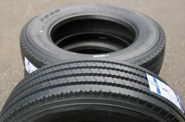 Alt view image 2 of 7 - 245/70R19.5 133/131M G (14 Ply) - Leao F820 Highway All Season Tire