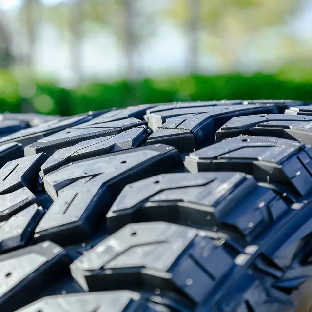 Alt view image 4 of 7 - 35X12.50R22 117Q E (10 Ply) - Predator New Mutant X-RT Rugged Terrain All Season Tire