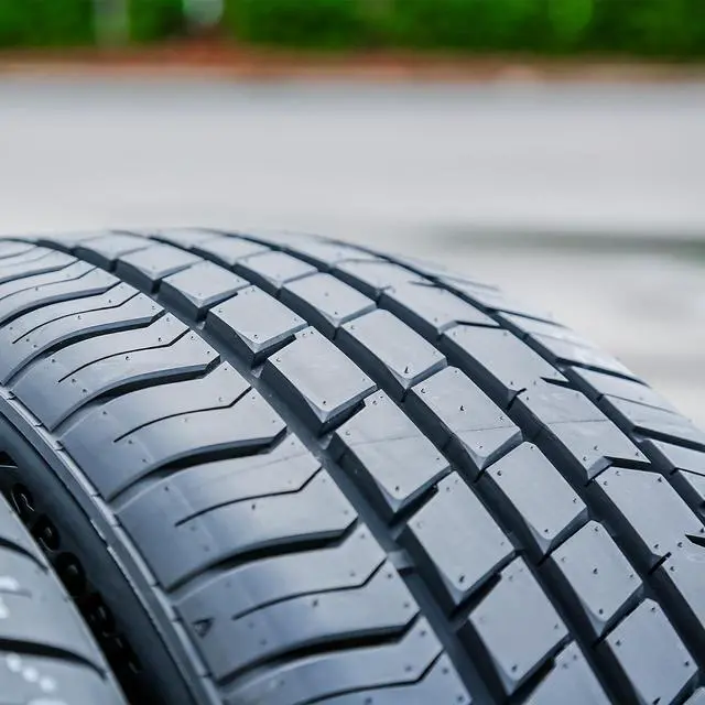 Alt view image 2 of 7 - 245/45R20 103W XL - Atlander Xsport-86 High Performance Tire