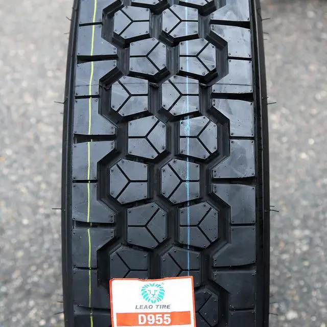 Alt view image 3 of 7 - 245/70R19.5 135/133L H (16 Ply) - Leao D955 Highway All Season Tire
