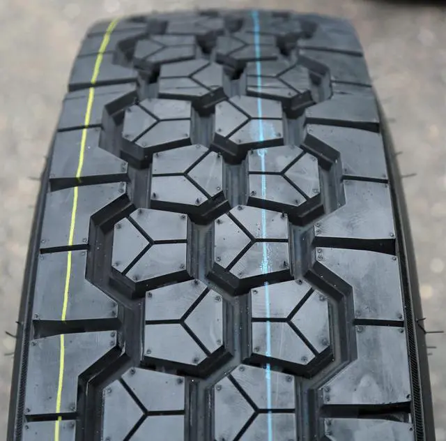 Alt view image 5 of 7 - 245/70R19.5 135/133L H (16 Ply) - Leao D955 Highway All Season Tire