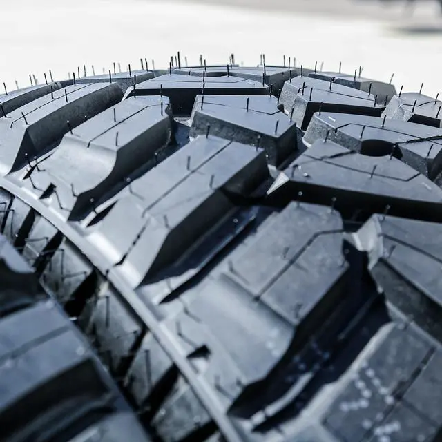 Alt view image 2 of 7 - 405/30R26 (36X16.00R26) 128P F (12 Ply) - Fury Country Hunter M/T 2 Mud Tire