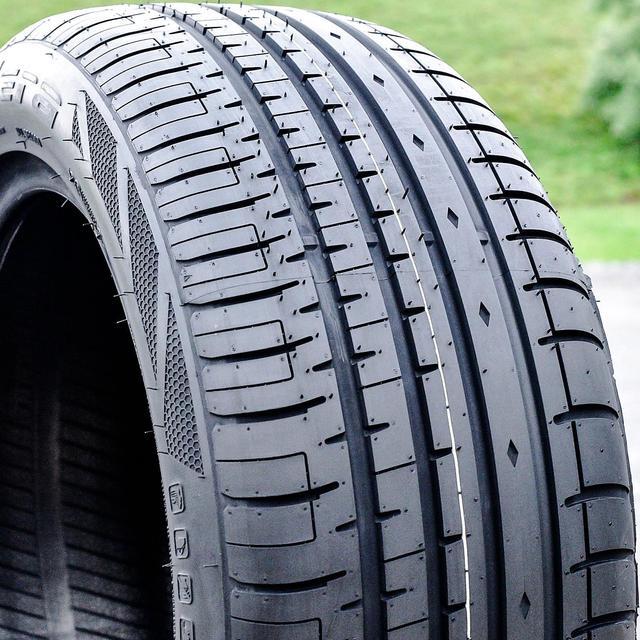 Alt view image 3 of 8 - 205/40 R16 ACCELERA PHI-R 83W XL