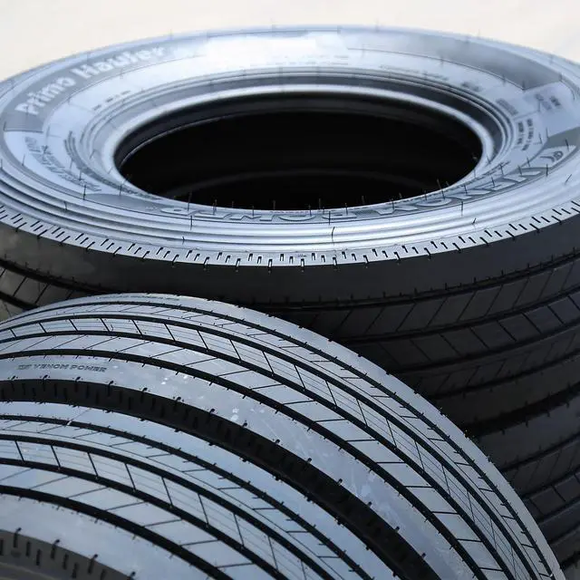 Alt view image 3 of 7 - 205/90R15 125/120L G (14 Ply) - Venom Power Primo Hauler Highway All Season Tire