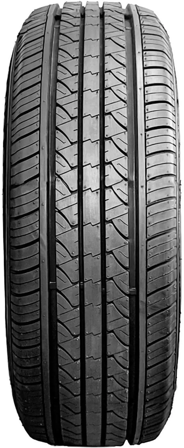 Alt view image 4 of 5 - 195/65R15 91H - Travelstar UN99 Touring All Season Tire