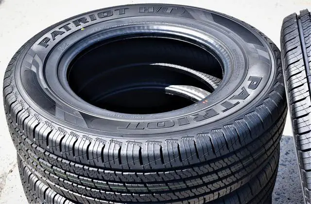 Alt view image 3 of 6 - Patriot H/T Highway All Season Tire - 235/70R16 106H