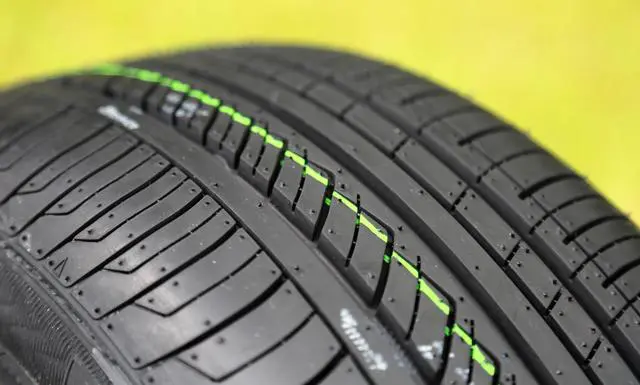 Alt view image 5 of 7 - 185/70R14 88H - Forceum Ecosa Touring All Season Tire