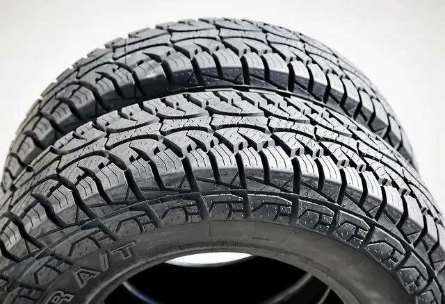 Alt view image 4 of 7 - 285/70R17 121/118S D (8 Ply) - Evoluxx Rotator A/T All-Terrain Tire
