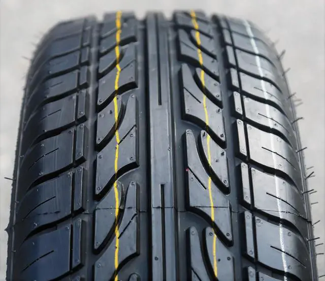 Alt view image 2 of 7 - 205/40R17 ZR 84W XL - Haida Racing HD921 High Performance Tire