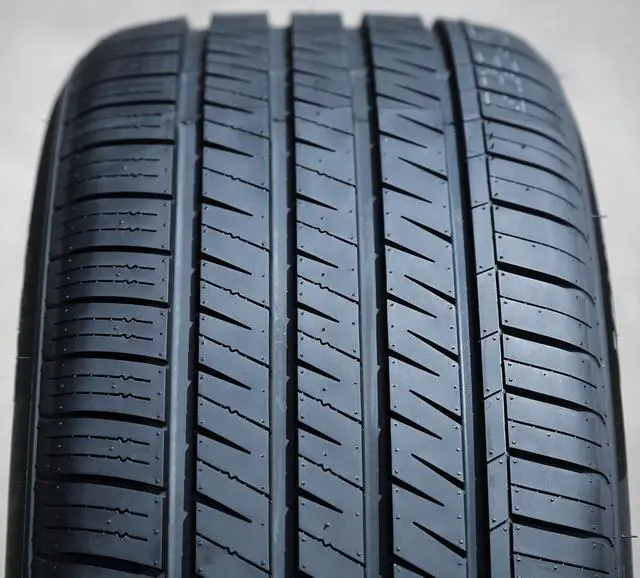 Alt view image 2 of 7 - 305/45R22 118V XL - Fullway HS266 Performance All Season Tire