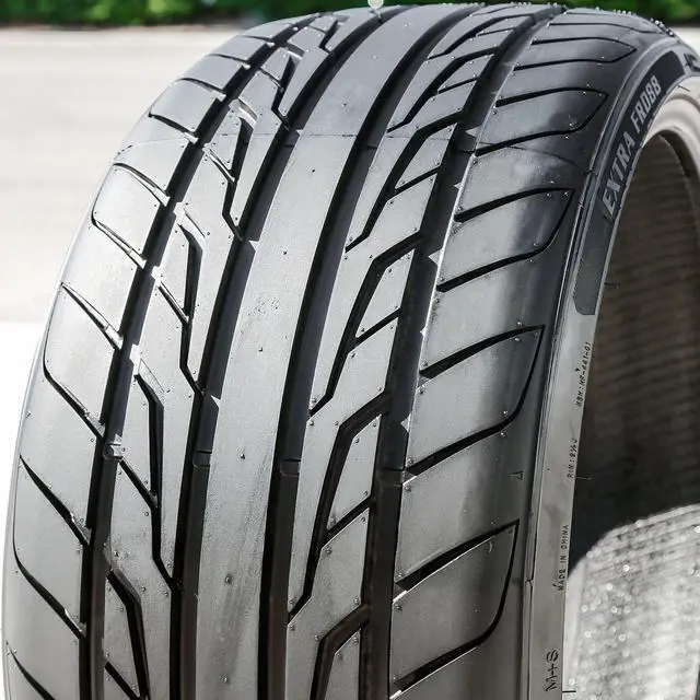 Alt view image 2 of 7 - 225/30R22 ZR 88W XL - Farroad Extra FRD88 High Performance Tire