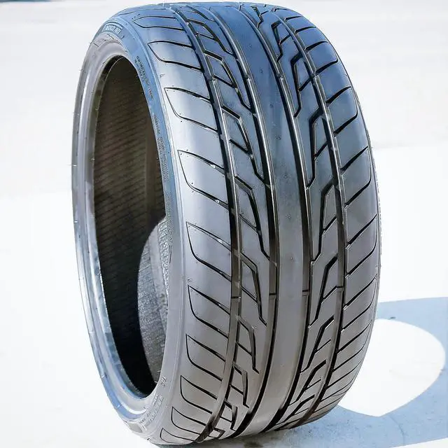 Alt view image 4 of 7 - 295/35R24 110W - Farroad FRD88 High Performance Tire