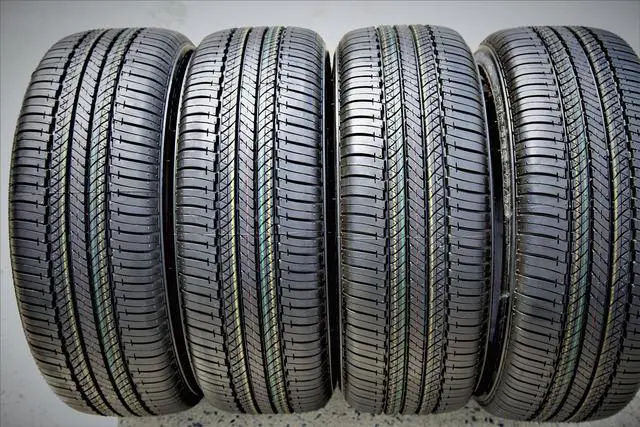 Alt view image 9 of 11 - P225/60RF17 Bridgestone Turanza EL400 98T BSW Tire