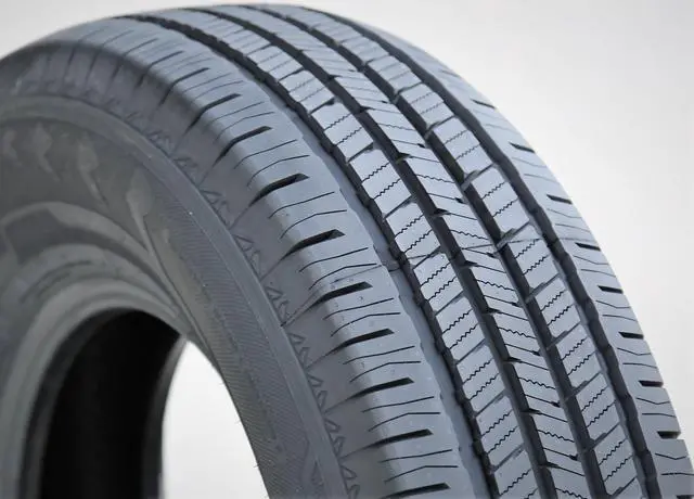 Alt view image 2 of 7 - 215/85R16 115/112S E (10 Ply) - Atlas Paraller H/T Highway All Season Tire