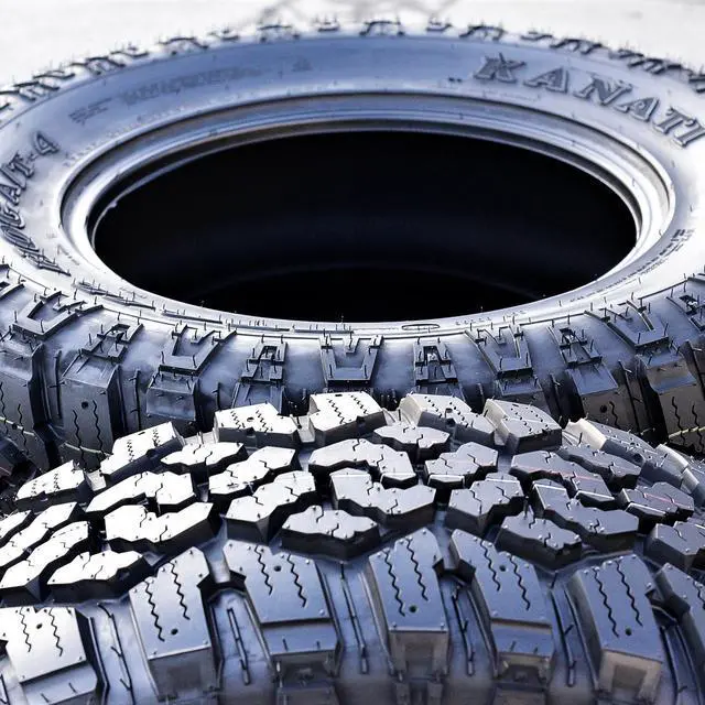 Alt view image 4 of 7 - 35X12.50R20 121Q E (10 Ply) - Kanati Trail Hog A/T-4 All-Terrain Tire