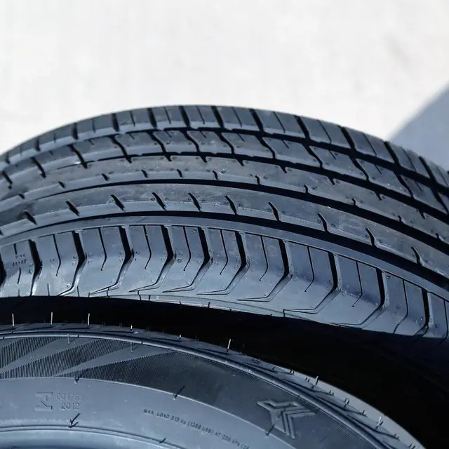 Alt view image 2 of 7 - 215/55R17 98V - JK Tyre UX1 Performance All Season Tire