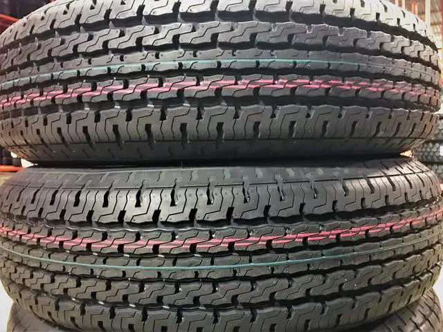 Alt view image 6 of 7 - 215/75R14 108/103M D (8 Ply) - Thunderer Radial R501 Steel Belted Highway All Season Tire