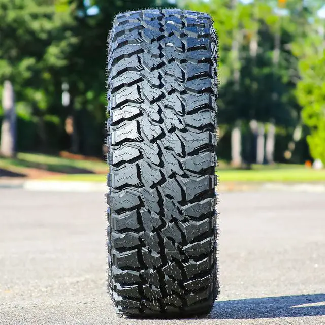 Alt view image 4 of 7 - 37X12.50R17 128Q E (10 Ply) - Landspider Rocktraxx M/T Mud Tire