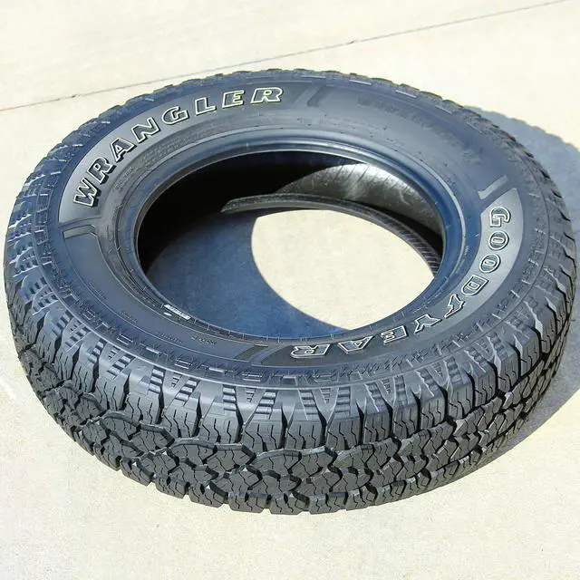 Alt view image 4 of 8 - GOODYEAR WRL WORKHORSE AT(P) 225/65R17 102T