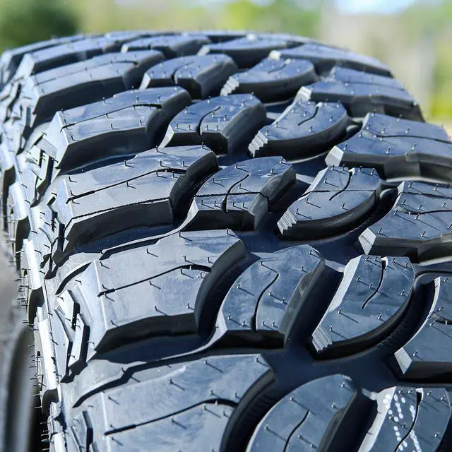 Alt view image 2 of 7 - 295/70R18 129/126Q E (10 Ply) - Atlas Paraller M/T Mud Tire