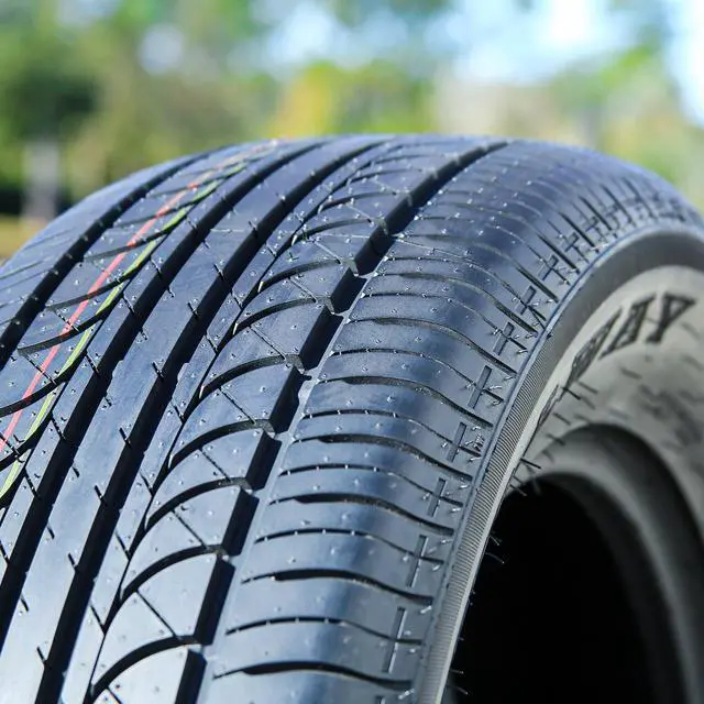 Alt view image 2 of 7 - 225/50R18 ZR 95W - Fullway PC369 High Performance All Season Tire